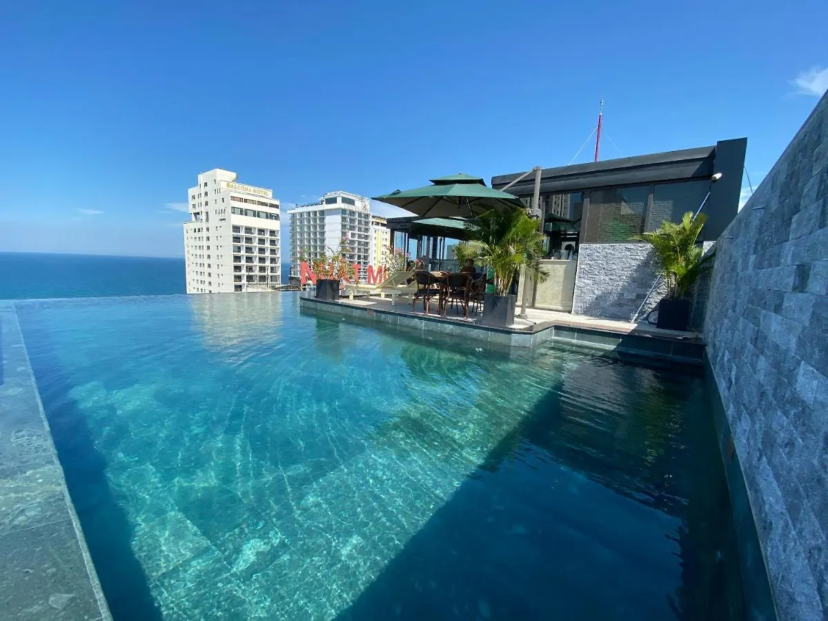 Santa Luxury Hotel Da Nang 4*,  Vietnam
